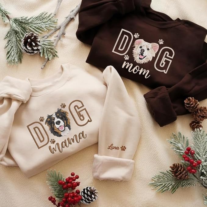 VIOLAVA Custom Cat Embroidered Christmas Sweatshirt – Personalized Pet Name Holiday Crewneck, Festive Gift for Cat Lovers