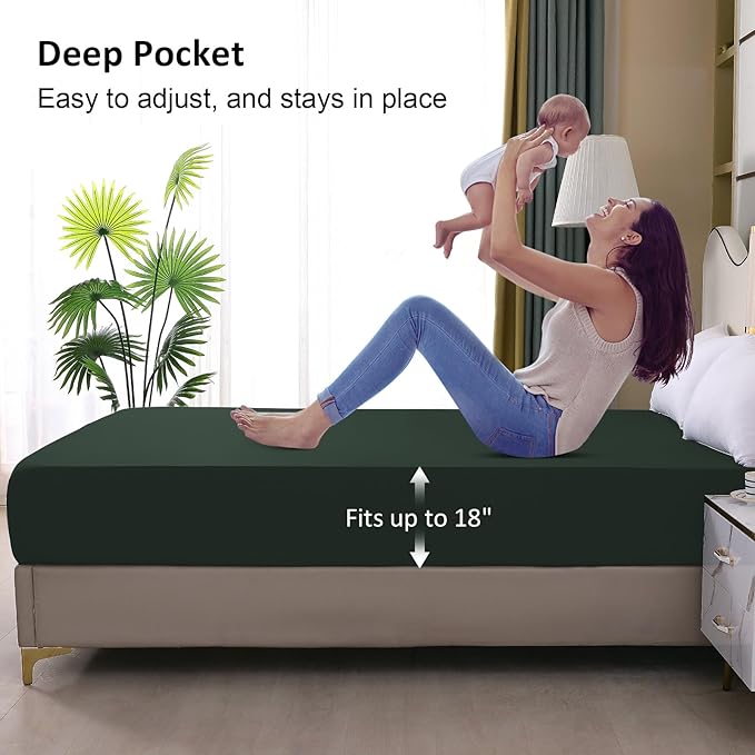 Queen Mattress Protector Waterproof, Fitted Sheet Style Breathable Mattress Cover with Deep Pocket Fits Up to 18'', Noiseless Bed Cover for Kids Adults Pets, Machine Washable (Green, 60'' X 80'')