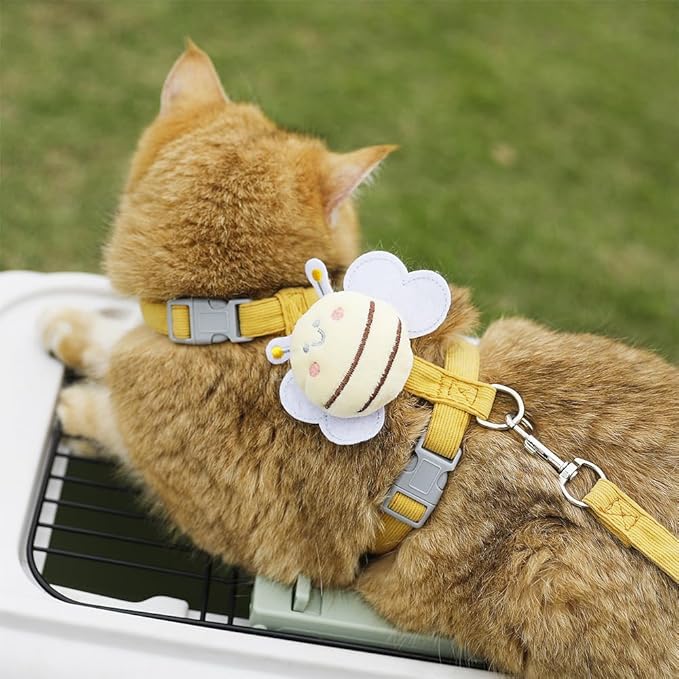 Cat Harness and Leash Set, Cat Harness Escape Proof, Rabbit Harness and Leash Set, Costumes for Cats and Bunny (A, Large)