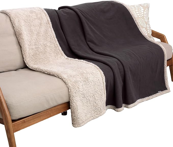Kritter Planet Waterproof Dog Blanket, Reversible Water Proof Pet Blanket for Couch, Bed & Sofa, Washable Couch Covers for Large Dogs - Protects Furniture from Fur, Dirt, and Accidents