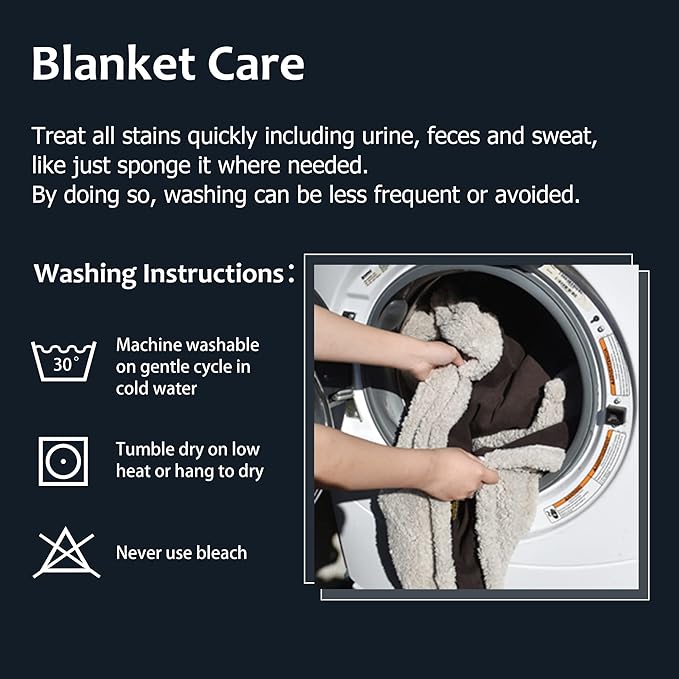 Kritter Planet Waterproof Pet Blanket for Bed, Reversible Sherpa Fleece Protector Couch Cover for Pets, Liquid Proof Furniture Protector for Medium Large Dogs