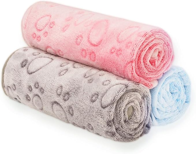 LeapSheep Pet Blankets for Dogs Cats - 3Pack Heart Pattern Super Soft Fluffy Dog Blankets for Small Medium Large Doggy Kitten (Light, Medium)