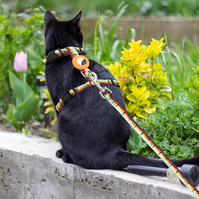 Cat Harness with Airtag Holder and Leash Set, Escape Proof Cat Harness for Walking Traveling Hiking Outdoor, Adjustable Step in Pet Harness for Small Medium Large Cats, Puppy, Kitten